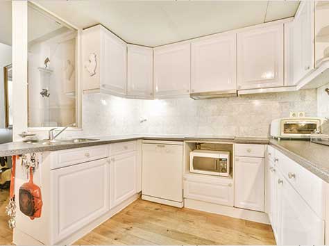 Kitchen Tiler West Auckland